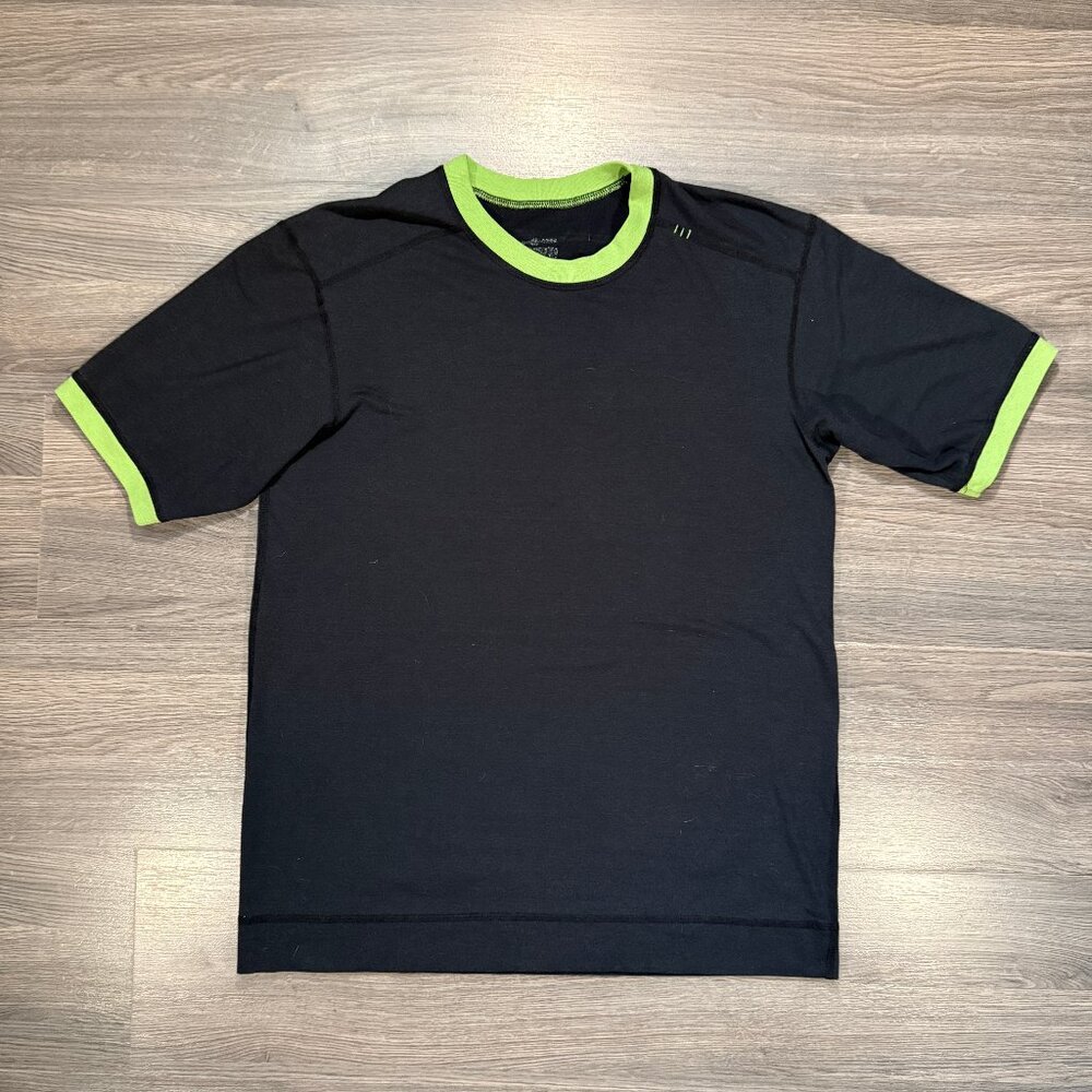 Lululemon Men's Basic Tee - Black/Green